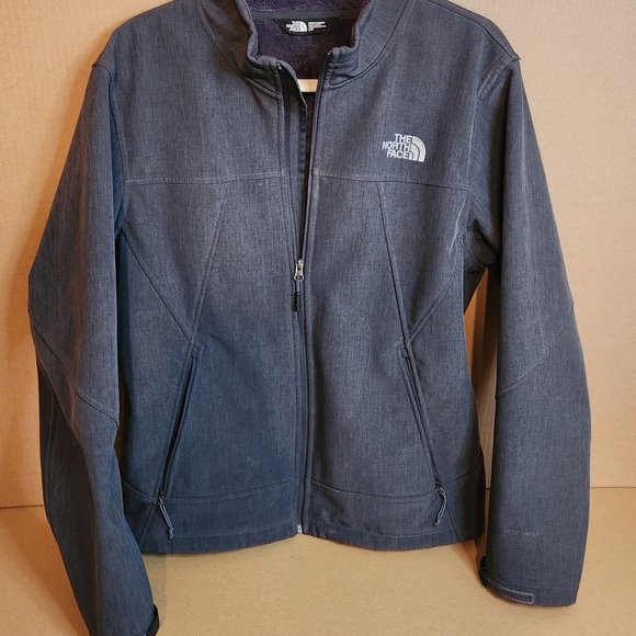 The North Face Black Performance Jacket with Stand-Up Collar - Picture 1 of 8